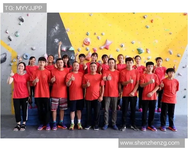 重庆攀岩队在极限运动会中以50分领先其他队伍展现出强大实力 重庆攀岩队在极限运动会中以50分领先其他队伍展现出强大实力